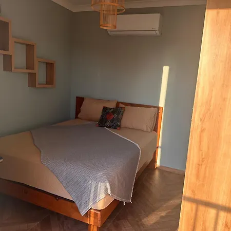 Elia Alacati Çeşme